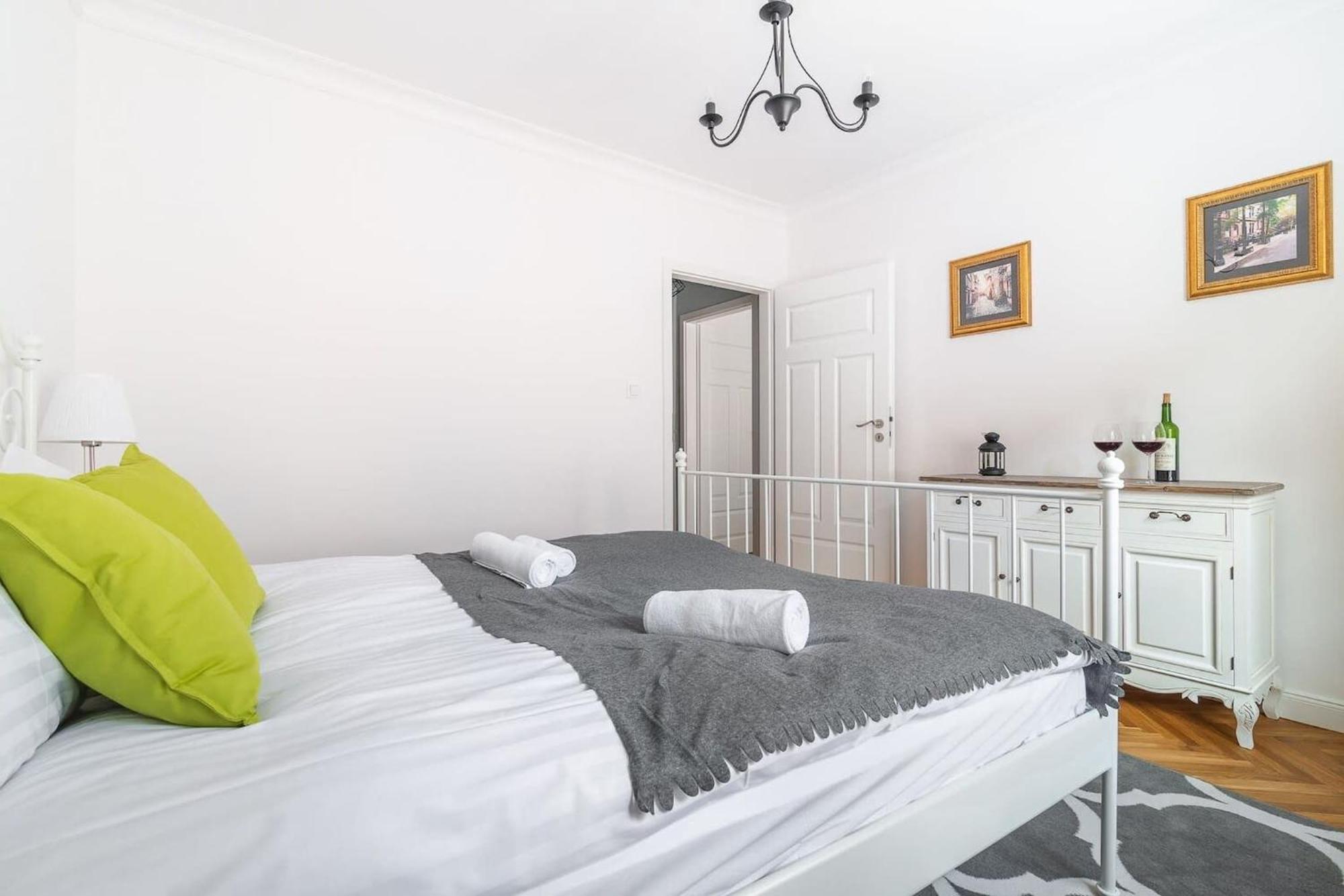 Rent like home - Senatorska 7 Warszawa Exteriör bild